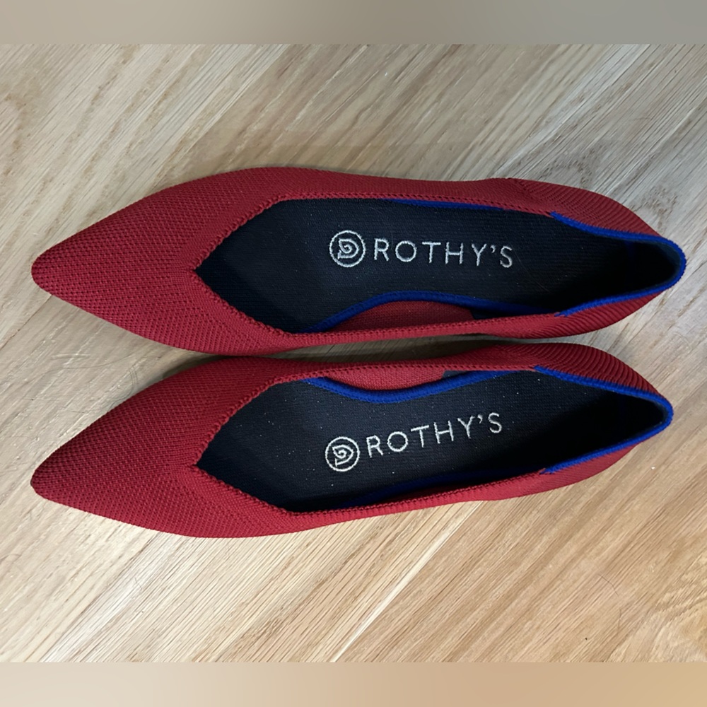 Rothy’s The Point red flats. Size 6. Worn once!